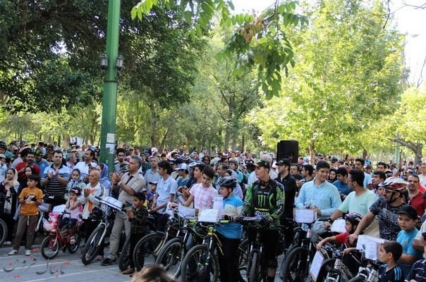 همایش بزرگ دوچرخه سواری در قزوین برگزار شد