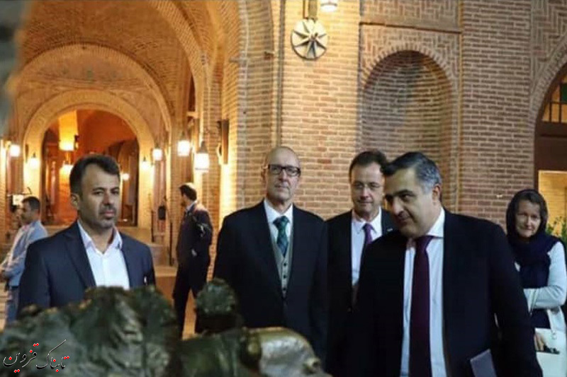 سفیر اتریش در ایران از سرای سعدالسلطنه قزوین بازدید کرد