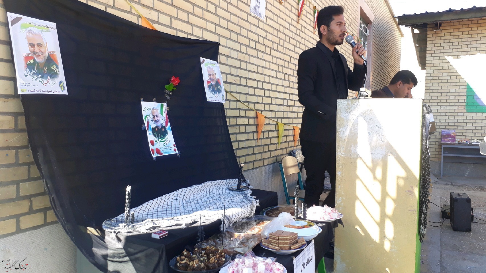 سوگواره سردار دلها در مدرسه انقلاب لنده+گزارش تصویری