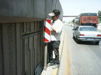 نوسازی و تعویض تابلوهای ترافیکی پل های قدس و خلیج فارس