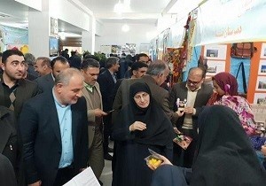 گشایش نمایشگاه اقوام و استان‌ها در قزوین