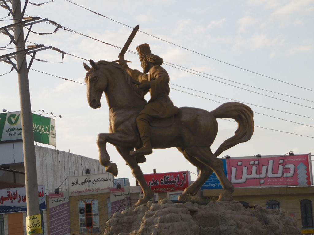 در بی خبری مسئولین شمشیر آریوبرزن شکست + تصاویر