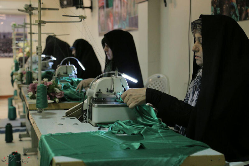 افتتاح کارگاه دوخت لباس های شیرخوارگان حسینی (ع) در قزوین